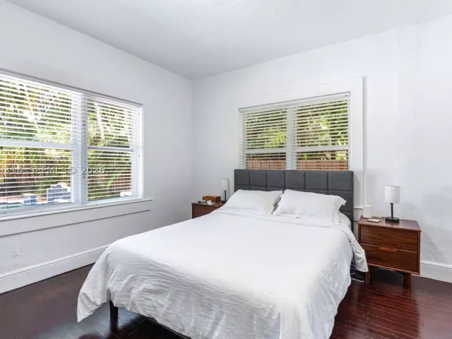 Продажа дома по адресу 2465 Inagua Ave - фото 9418557