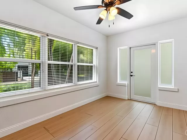 Продажа дома по адресу 2465 Inagua Ave - фото 9418546