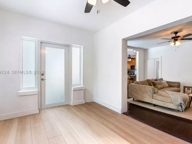 Продажа дома по адресу 2465 Inagua Ave - фото 9418547