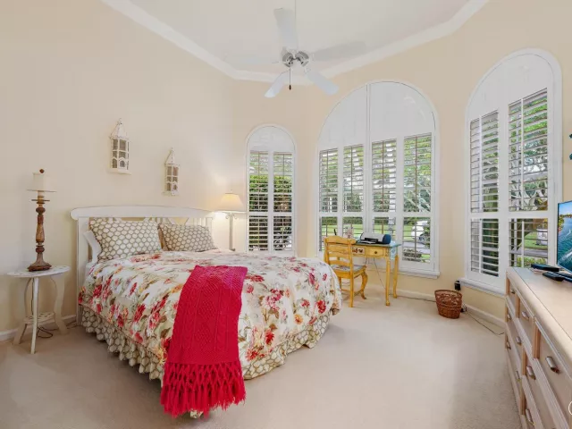 Продажа дома по адресу 7960 Sandhill Court - фото 9469162
