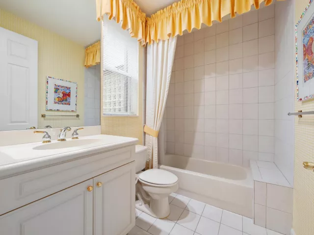 Продажа дома по адресу 7960 Sandhill Court - фото 9469165