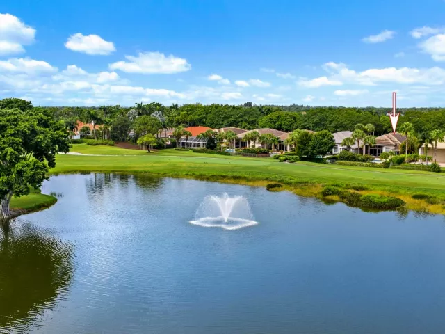 Продажа дома по адресу 7960 Sandhill Court - фото 9469170