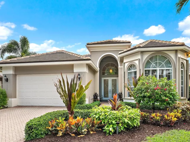 Продажа дома по адресу 7960 Sandhill Court - фото 9469145