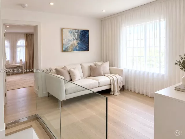 Продажа дома по адресу 3123 NE 210th St - фото 9480951