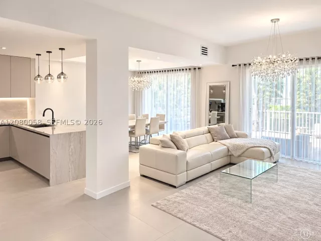 Продажа дома по адресу 3123 NE 210th St - фото 9480956
