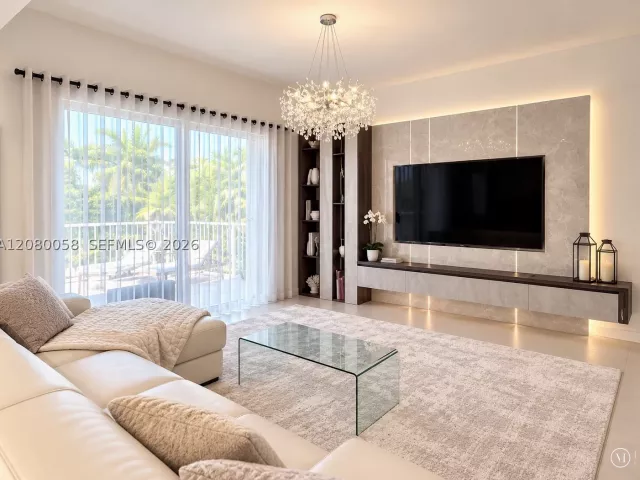 Продажа дома по адресу 3123 NE 210th St - фото 9480940