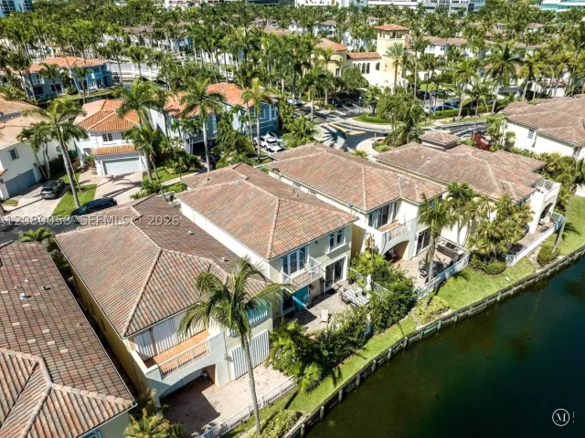 Продажа дома по адресу 3123 NE 210th St - фото 9480988
