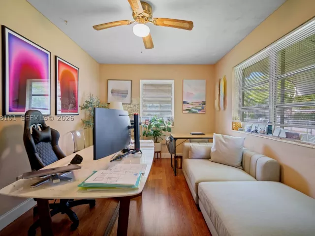 Продажа дома по адресу 14031 NW 5th Ave - фото 9483125