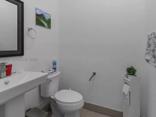Продажа дома по адресу 9123 NW 33rd St - фото 9478014