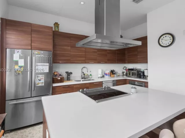 Продажа дома по адресу 9123 NW 33rd St - фото 9478017