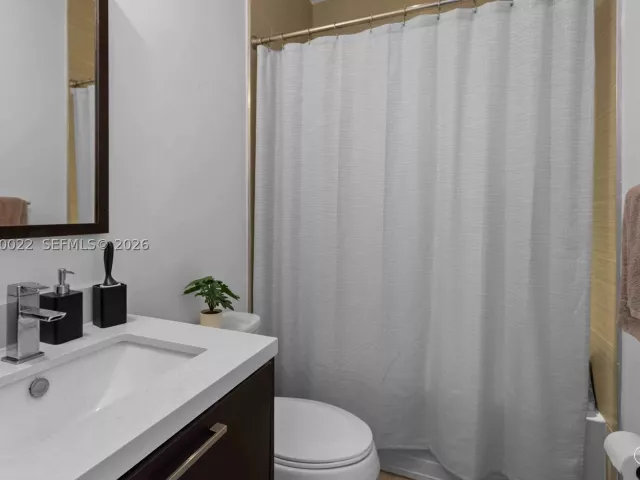 Продажа дома по адресу 9123 NW 33rd St - фото 9478022