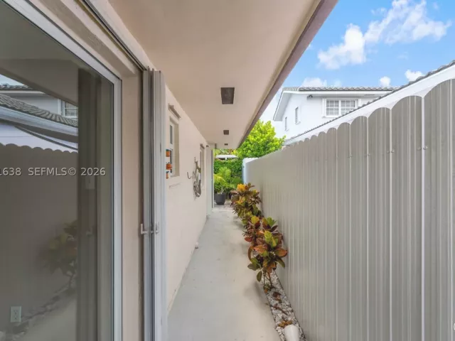 Продажа дома по адресу 2018 SW 103rd Ct - фото 9481491