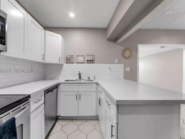 Продажа дома по адресу 2018 SW 103rd Ct - фото 9481473