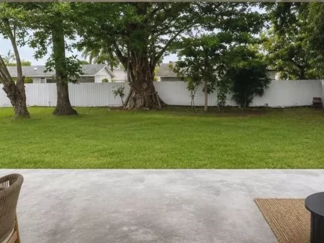 Продажа дома по адресу 204 SW 7th Ave - фото 9464978