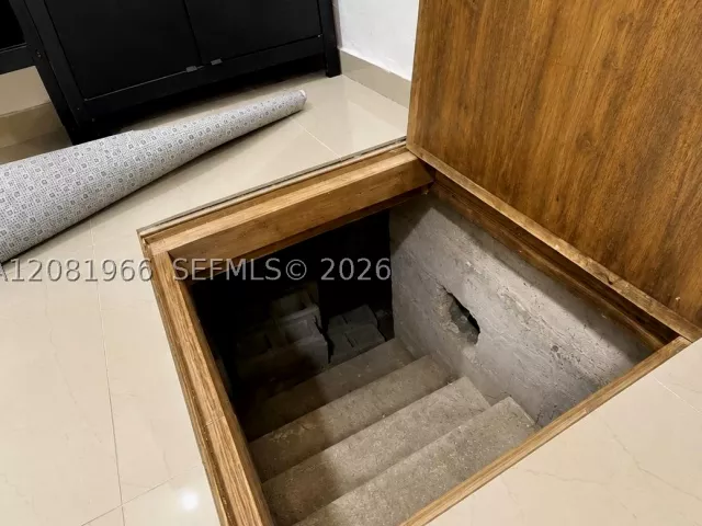 Продажа дома по адресу 204 SW 7th Ave - фото 9464984