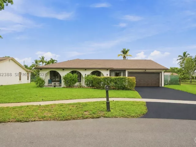 Продажа дома по адресу 8656 SW 50th St - фото 9456132
