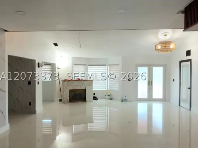 Продажа дома по адресу 13926 SW 14th St - фото 9480682