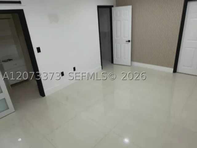 Продажа дома по адресу 13926 SW 14th St - фото 9480688