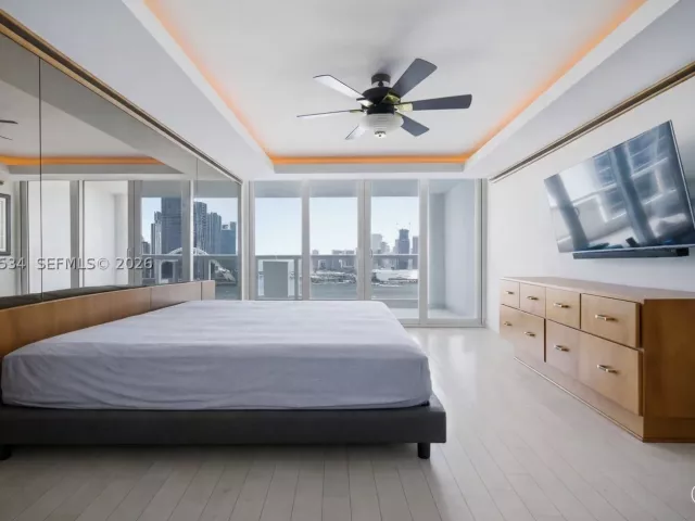 Продажа квартиры #A-3354 - фото 9477100