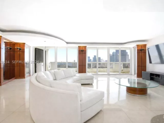 Продажа квартиры #A-3354 - фото 9477089