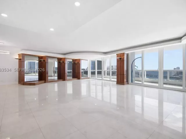 Продажа квартиры #A-3354 - фото 9477090