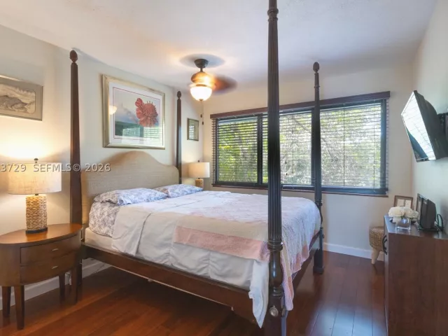 Продажа дома по адресу 4883 SW 71st Pl - фото 9479885