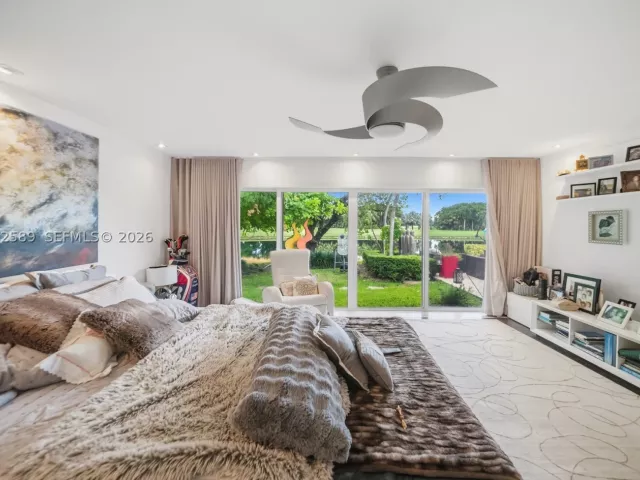 Продажа дома по адресу 9448 NW 54th Doral Cir Ln - фото 9471095