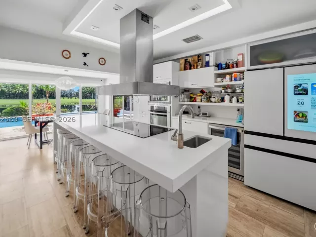Продажа дома по адресу 9448 NW 54th Doral Cir Ln - фото 9471079