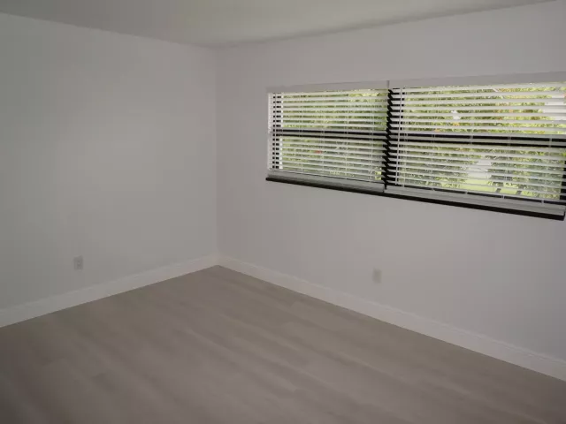 Продажа дома по адресу 1513 39TH Street - фото 9469239
