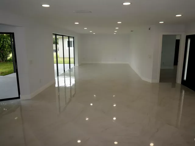 Продажа дома по адресу 1513 39TH Street - фото 9469231