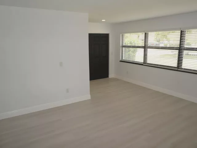Продажа дома по адресу 1513 39TH Street - фото 9469234