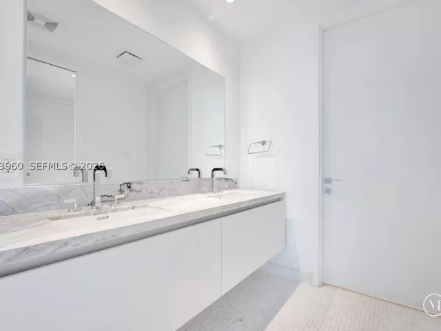 Продажа квартиры #4706 - фото 9477529