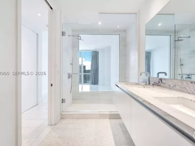Продажа квартиры #4706 - фото 9477531