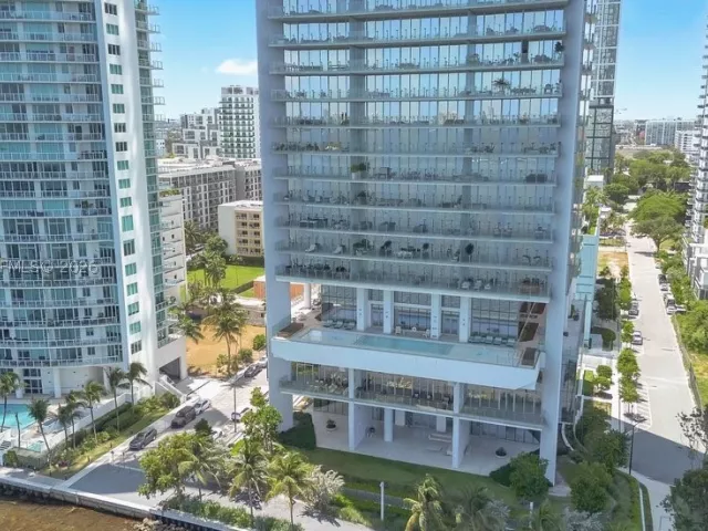 Продажа квартиры #4706 - фото 9477577