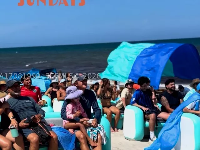 Продажа дома по адресу 8818 Carlyle Ave - фото 9461696