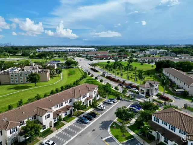 Продажа дома по адресу 12117 NW 23rd Ct - фото 9483275