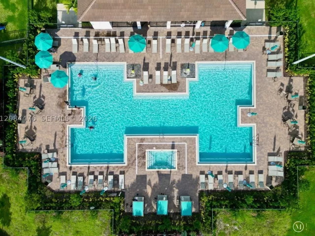 Продажа дома по адресу 12117 NW 23rd Ct - фото 9483276