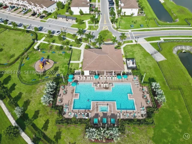 Продажа дома по адресу 12117 NW 23rd Ct - фото 9483279