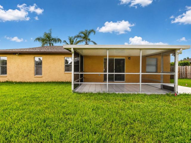 Продажа дома по адресу 1058 Fernlea Drive - фото 9476009