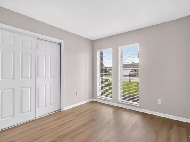 Продажа дома по адресу 1058 Fernlea Drive - фото 9475980
