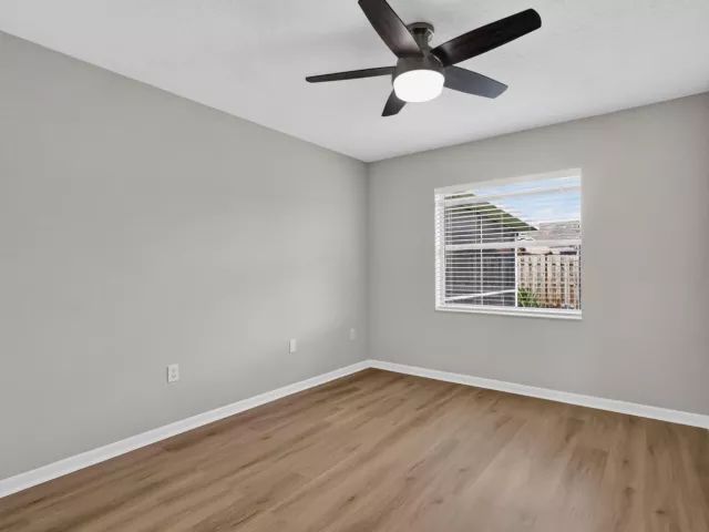 Продажа дома по адресу 1058 Fernlea Drive - фото 9475983