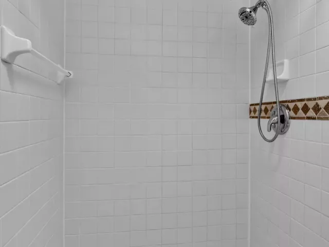 Продажа дома по адресу 1058 Fernlea Drive - фото 9475991