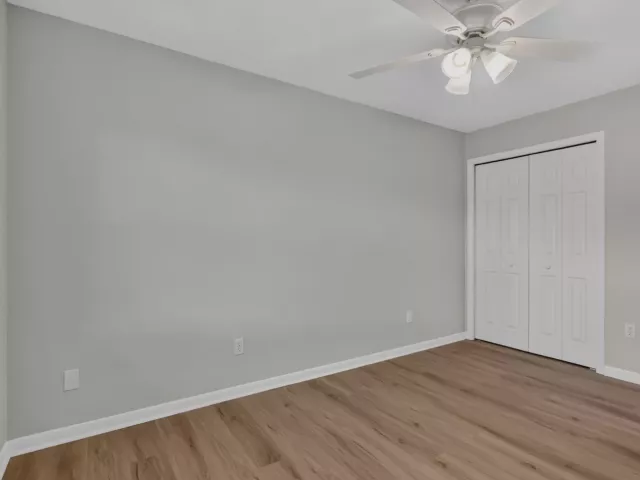 Продажа дома по адресу 1058 Fernlea Drive - фото 9475996
