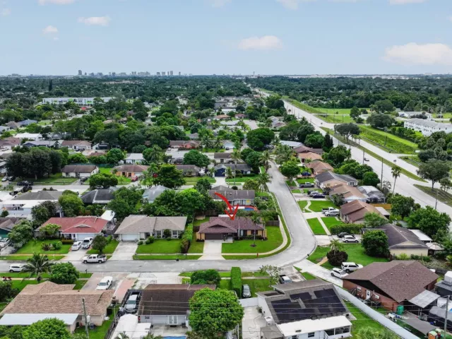 Продажа дома по адресу 1058 Fernlea Drive - фото 9476001