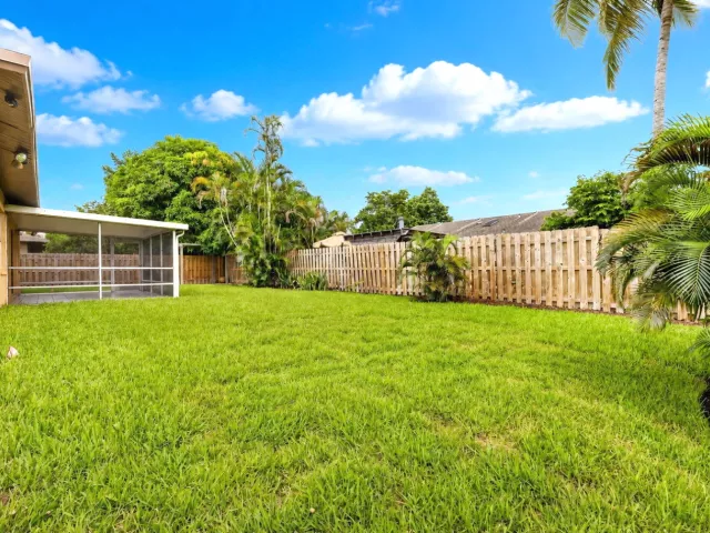 Продажа дома по адресу 1058 Fernlea Drive - фото 9476012
