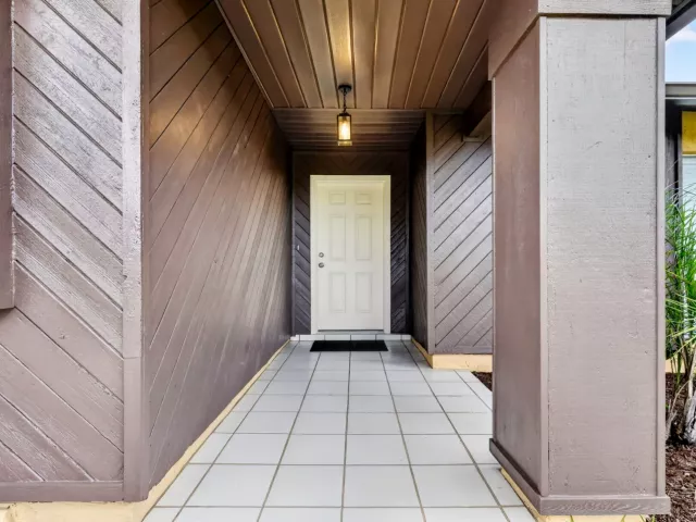Продажа дома по адресу 1058 Fernlea Drive - фото 9475968