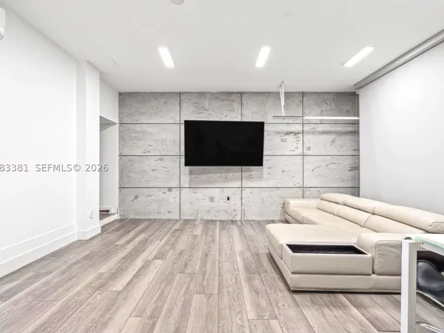 Продажа дома по адресу 7923 NW 104th Ct - фото 9465849