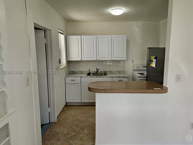 Продажа дома по адресу 145 SW 60th Ct - фото 9484188