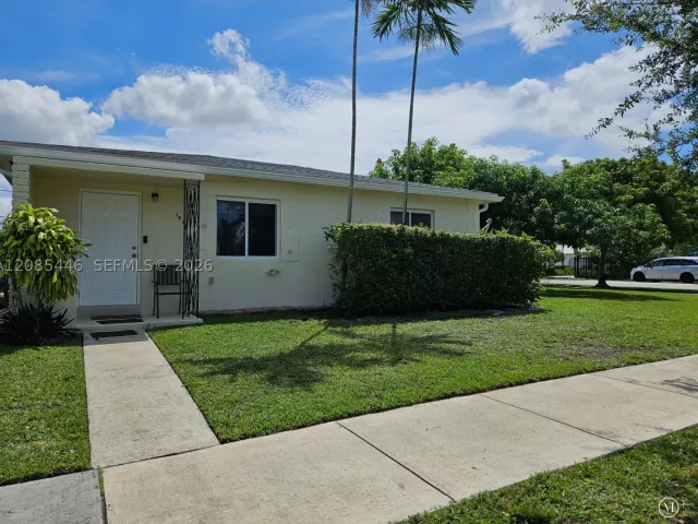 Продажа дома по адресу 145 SW 60th Ct - фото 9484174