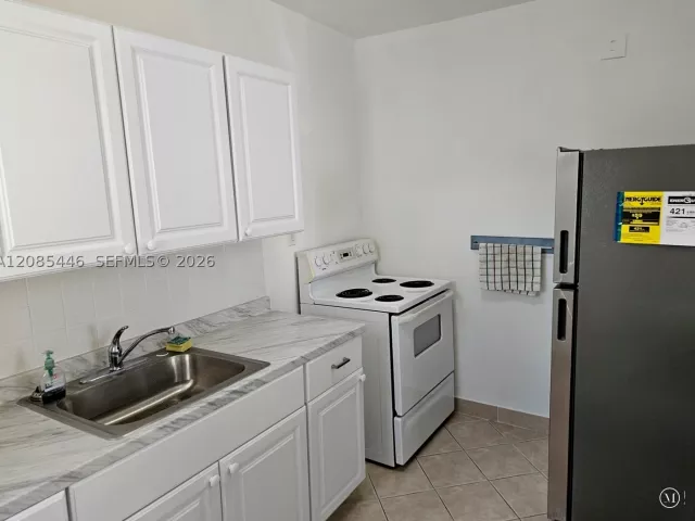 Продажа дома по адресу 145 SW 60th Ct - фото 9484192